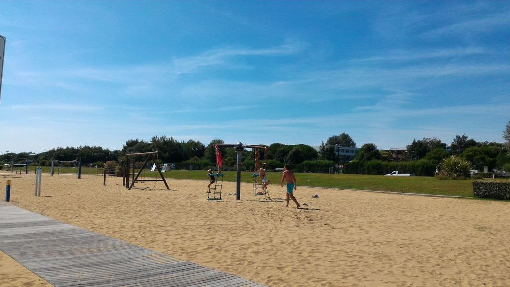Appartamenti Narcisi Bibione Buitenkant foto