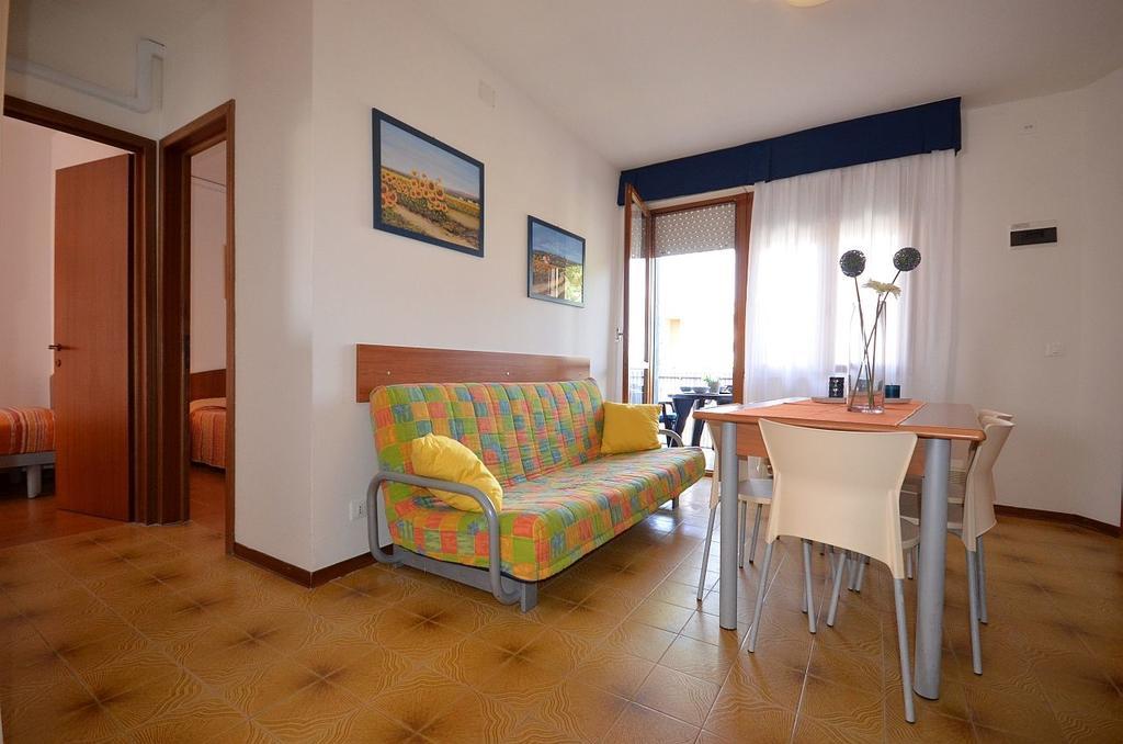Appartamenti Narcisi Bibione Buitenkant foto