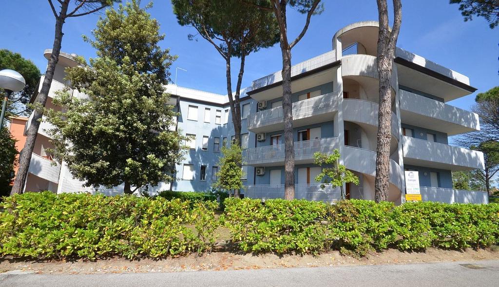 Appartamenti Narcisi Bibione Buitenkant foto